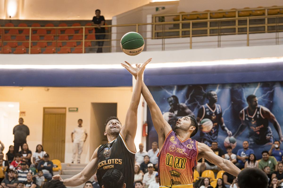 El salto inicial ante Guaycuras de La Paz